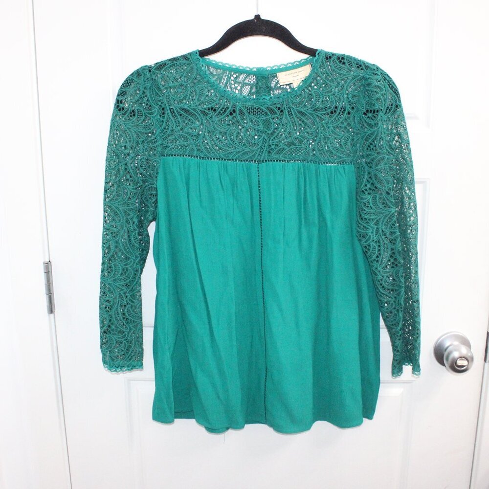 3/$30 Anthropologie moulinette soeurs emerald green lace blouse Size 6 Lace
